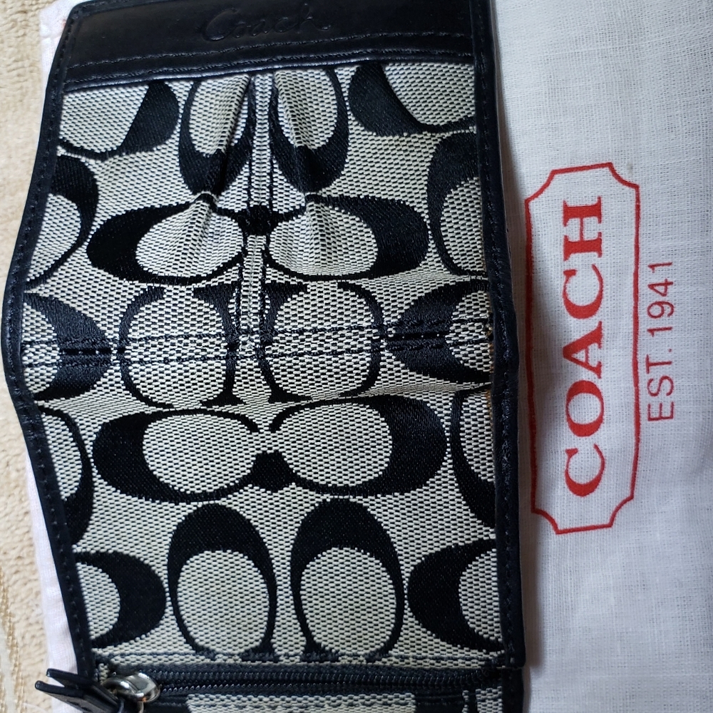 Coach Wallet - Picture 2 of 5